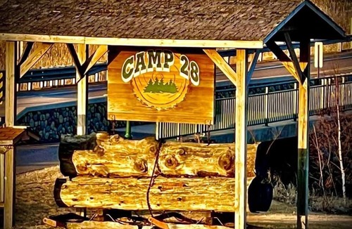 Rib Lake Hotel | Camp 28