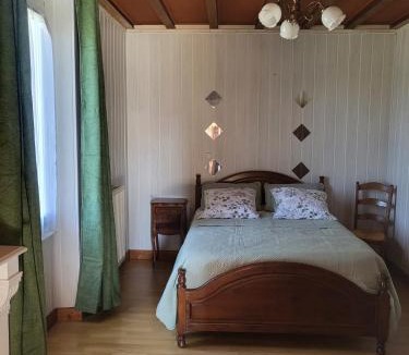 Viersat House | Camp'Amis
