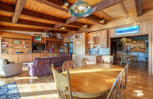 Lake Placid House | Camp Awesome on Mirror Lake | 5 Bed, 3.5 Bath