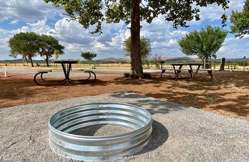 Cache RV Rental | Camp by the Wichita Mountains Wildlife Refuge