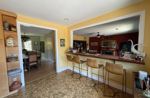 Petaluma House | Camp Chapman-Pool/Spa/Bocce/firepit/OD kitchen/Chickens-fresh eggs, and Horses.