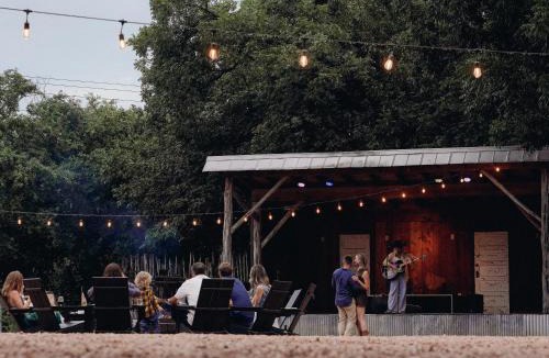 Comfort Hotel | Camp Comfort