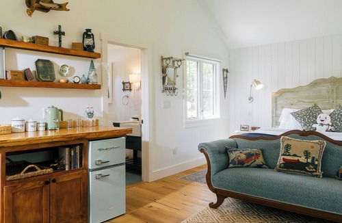 Lincolnville Resort | Camp DeForest