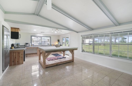 Theriot House | Camp Dularge DeLight Sleeps 8 Dulac & Houma by Falgout Marina