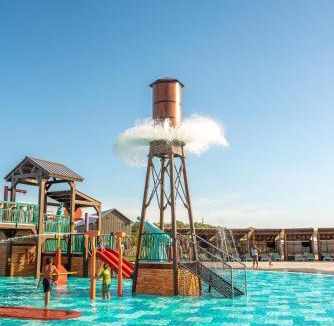 Waco House | Camp Fimfo Waco