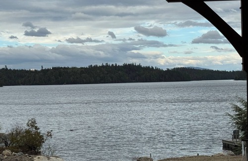 Tupper Lake Cabin | Camp Liluna- Tranquil, new waterfront home with A/C on Upper Saranac - Sleeps 14