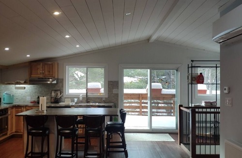 Wilmington Apartment | Camp Lily, Whiteface-Vacation, Modern Apartment, Perfect 2 bedroom with AC