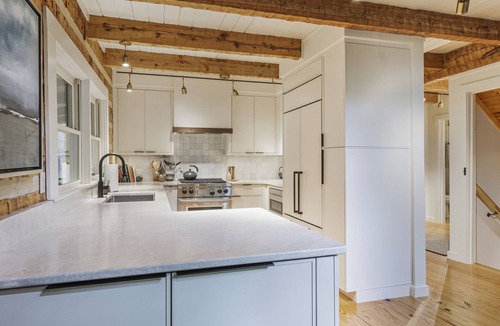 Clifftops House | Camp McGu: Lakefront, 3 Boats, Pizza Oven, Gorgeous Setting!