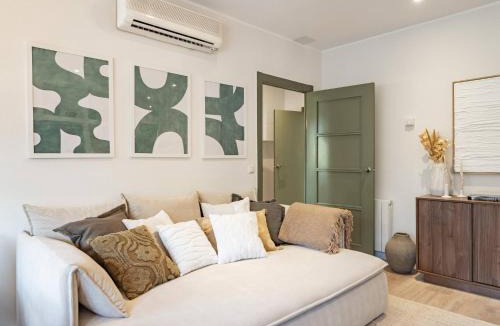 La Maternitat i Sant Ramon Apartment | Camp Nou Stadium