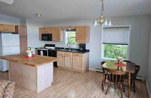 Dryden Cottage | Camp Serenityn