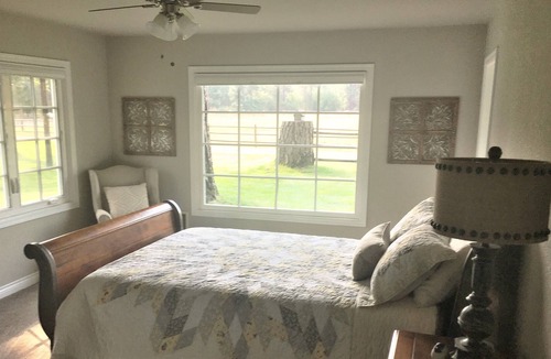 Camp Sherman House | Camp Sherman streamside get away