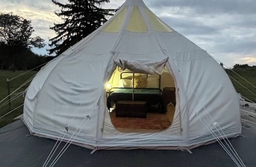 Millerton RV Rental | Camp Sly Fox Bell Tent With A Clear Ceiling. Sleep Under the Stars!