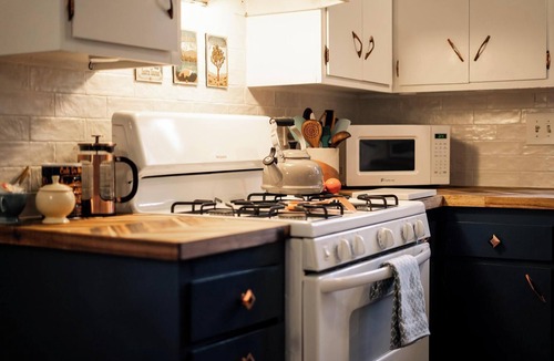 Kings Beach House | Camp STAR-Lite: Walk to Beach! Free Kayak- Pets Ok