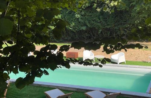 Equemauville House | Campagne bohème chic & Piscine Privée à Honfleur