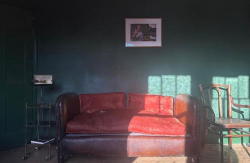 Weavers House | Campania & Jones House