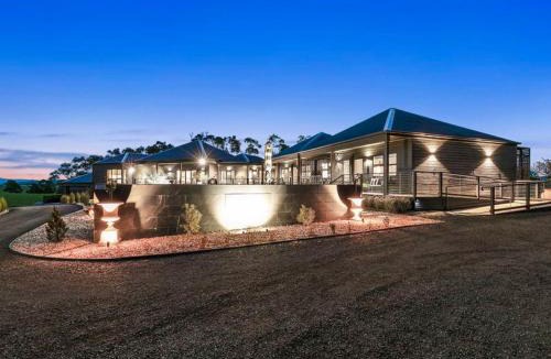 Meeniyan Hotel | Campania Spa Suite 2