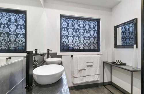 Meeniyan Apartment | Campania Spa Suite 3