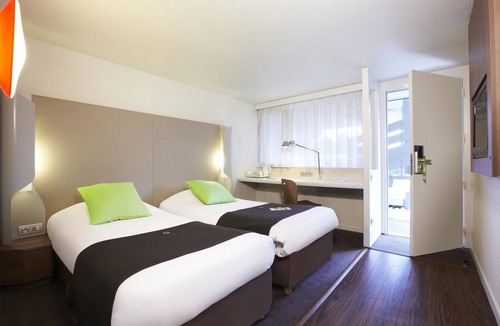 Franqueville-Saint-Pierre Hotel | Campanile Rouen Est - Franqueville Saint Pierre