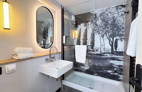 Bollene Hotel | Campanile Bollene