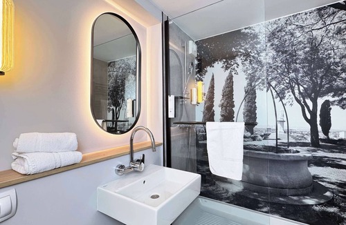 Bollene Hotel | Campanile Bollene