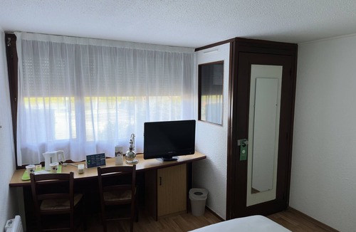 Calais Hotel | Campanile Calais