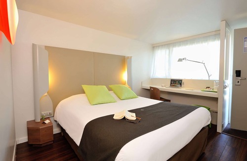 Chambray-les-Tours Hotel | Campanile Chambray Les Tours