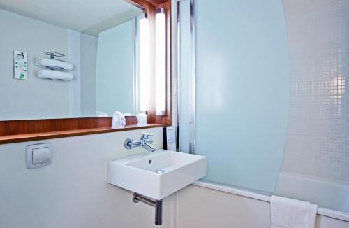 Chanas Hotel | Campanile Chanas