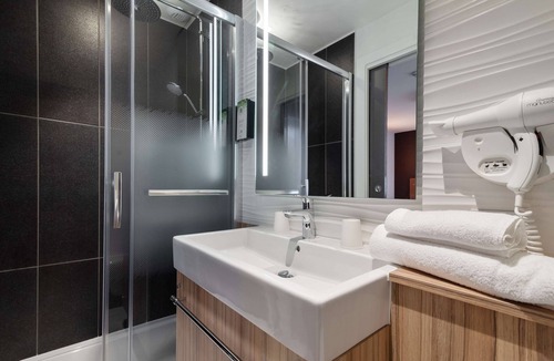 Epinal Hotel | Campanile Epinal Centre - Gare