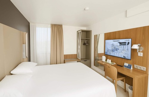 Fontainebleau Hotel | Campanile Fontainebleau