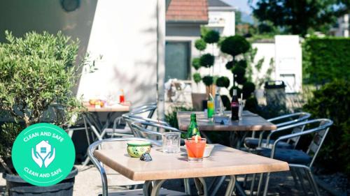 Ferney-Voltaire Hotel | Campanile Genève - Ferney-Voltaire