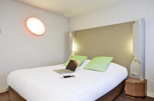 Saint-Martin-d'Heres Hotel | Campanile Grenoble Université - Saint Martin d'Hères