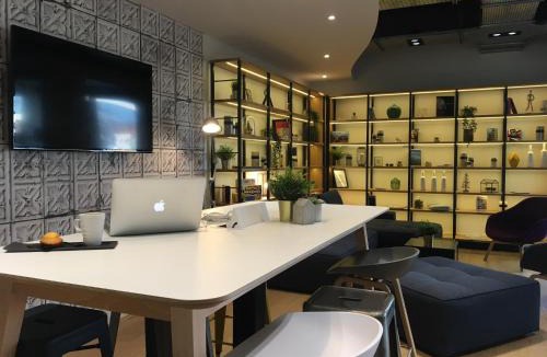 Change Hotel | Campanile Laval Nord