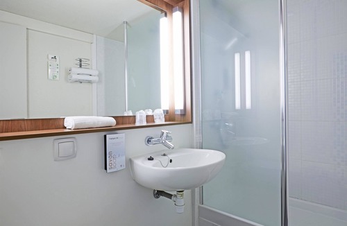 Lens Hotel | Campanile Lens