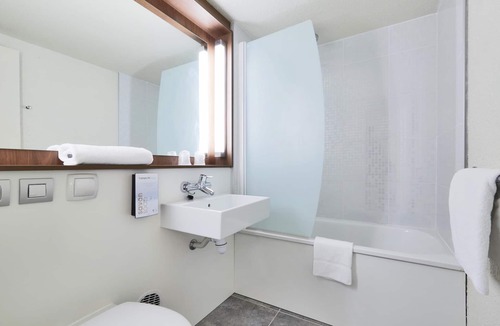 Faubourg de Bethune Hotel | Campanile Lille Sud-CHR