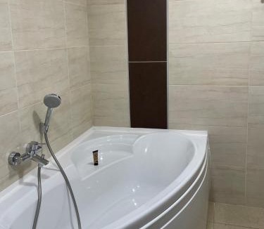 Tournezy Hotel | Campanile Montpellier Ouest - Croix D'Argent
