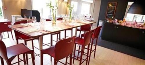 Avermes Hotel | Campanile Moulins Avermes