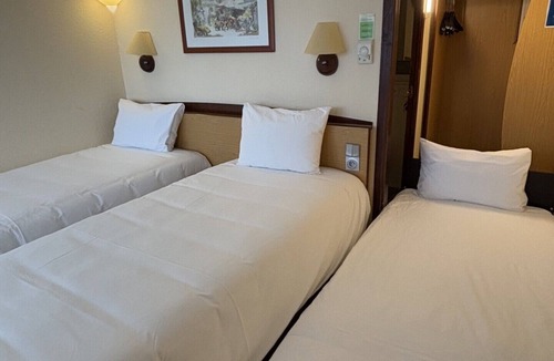 Avermes Hotel | Campanile Moulins - Avermes