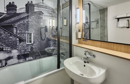 Cerise Hotel | Campanile NATURE - Alençon