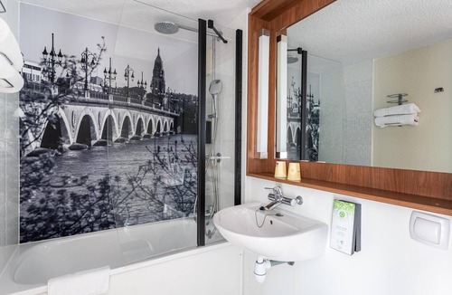 Le Lac Hotel | Campanile NATURE - Bordeaux Lac