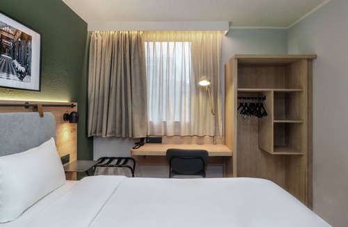 Cousinerie Hotel | Campanile NATURE - Lille Est Villeneuve-d'Ascq