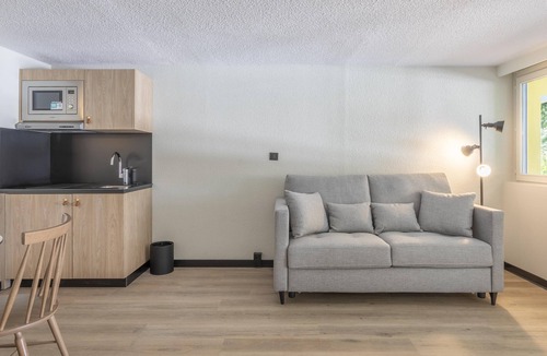 Notre-Dame-Limite Hotel | Campanile NATURE - Marseille Saint-Antoine