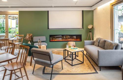 Taverny Hotel | Campanile Nature - Taverny