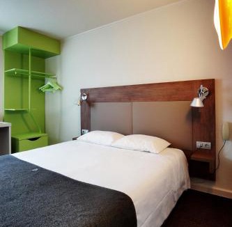 Chaville Hotel | Campanile Paris Ouest - Chaville
