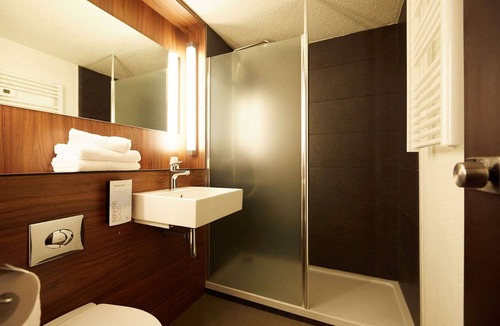 Bizanos Hotel | Campanile Pau