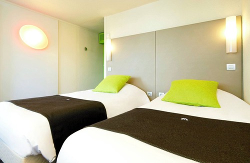 Chasseneuil-du-Poitou Hotel | Campanile Poitiers - Site du Futuroscope