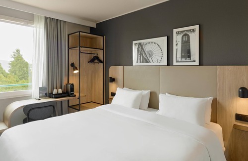 Bussy-Saint-Georges Hotel | Campanile PRIME - Bussy-Saint-Georges