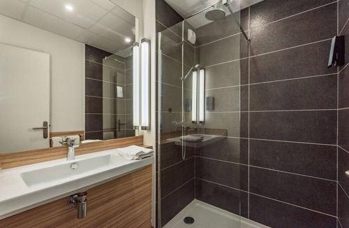 Chartres Hotel | Campanile PRIME - Chartres Centre Gare Cathédrale