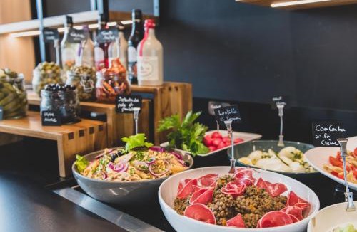 La Demi - Lune Hotel | Campanile PRIME - Lyon Ouest Tassin