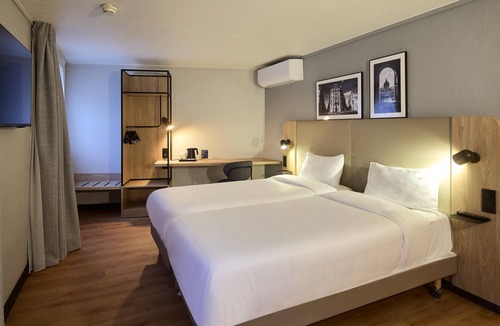 Le Port sous la Lune Hotel | Campanile PRIME - Nogent-sur-Marne