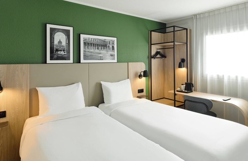 Pantin Hotel | Campanile PRIME - Paris Pantin